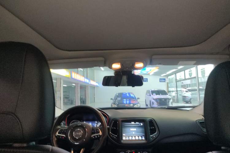 Used Jeep Compass 2017 200TS Automatic High-Performance All-Wheel Drive Edition
