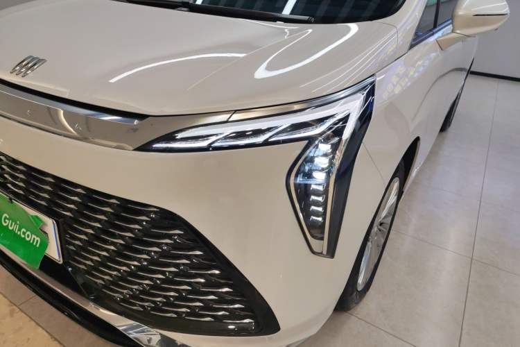 Used Buick Century 2023 2.0T Six-Seater Yinshi Edition
