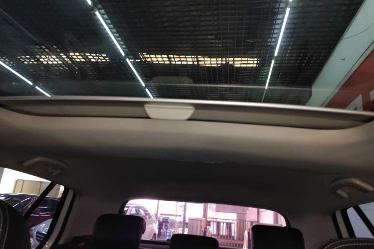 Used Volkswagen Golf 2016 230TSI Automatic Comfort Version
