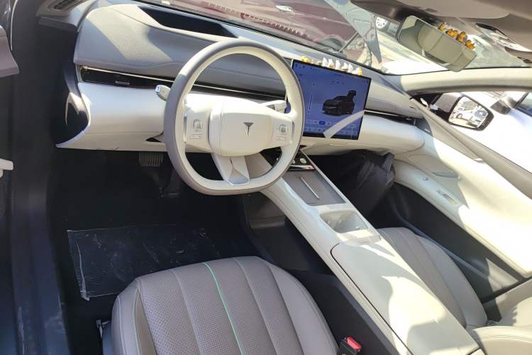 Used  L07 2025 230 Ultra with DeepBlue Intelligent Driving AD PRO Extended-Range Version
