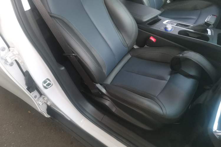 Used Buick Velite 6 2023 430km Range Commuter Version