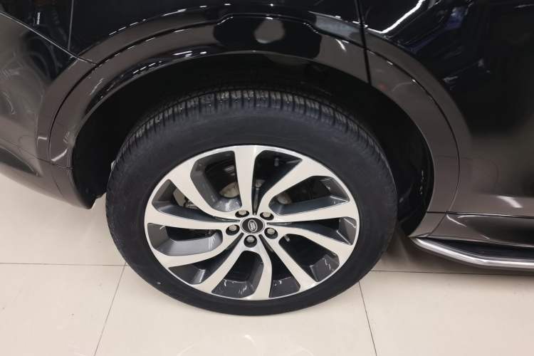 Used Land Rover Discovery Sport 2022 Revised Version 249 PS R-Dynamic S Performance Edition 5 Seats