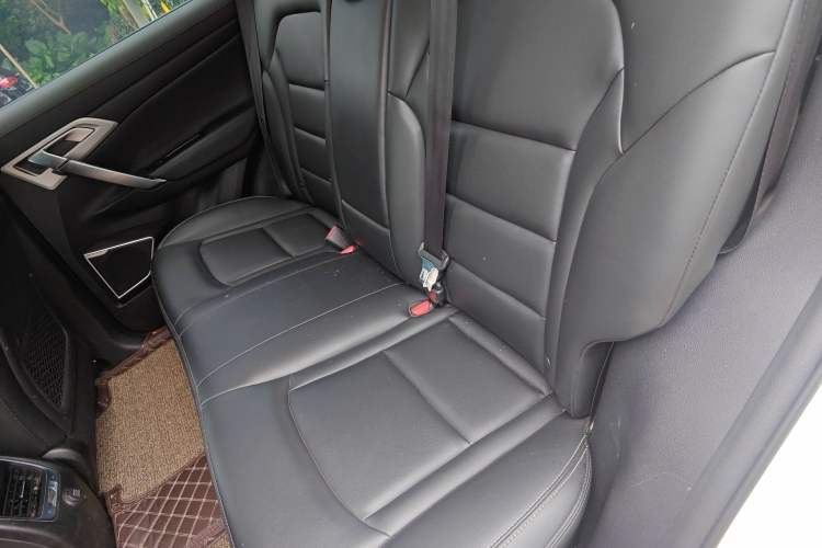 Used Geely Auto Emgrand X7 Sport 2016 1.8TD Automatic ZhiShang Model
