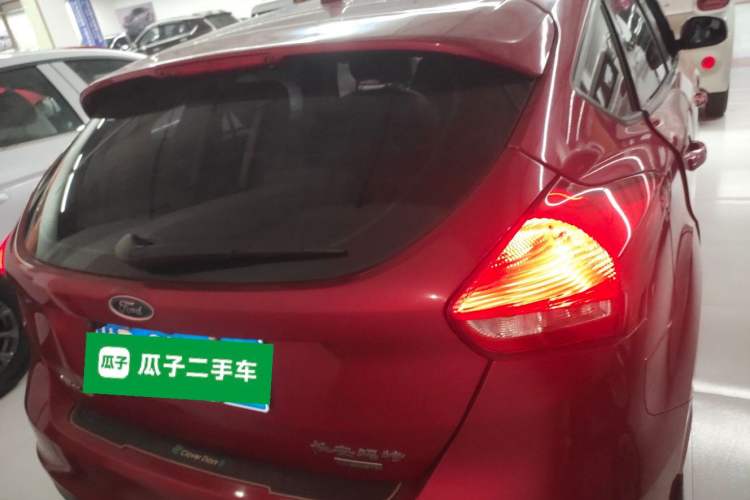 Used Ford Focus 2017 Hatchback EcoBoost 125 Automatic - Ultra-Powerful Style Edition with Smart Drive Features
