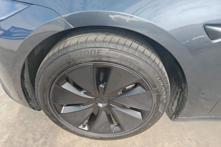 Used Tesla Model 3 2023 Rear-Wheel-Drive Version
