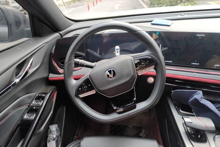 Used Changan X5 PLUS 2024 1.5T DCT ZhiZun Version