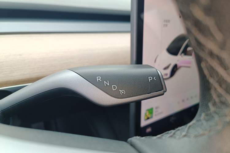 Used Tesla Model 3 2022 Rear-Wheel-Drive Version
