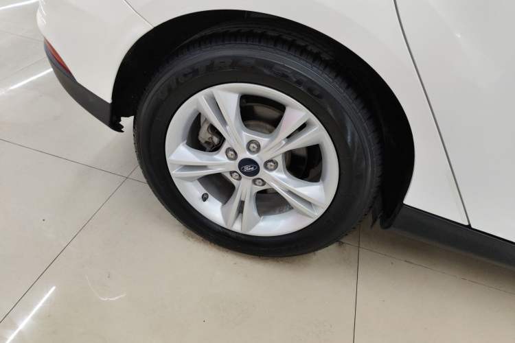 Used Ford Focus 2017 Hatchback 1.6L Automatic Comfort Plus SmartDrive Edition
