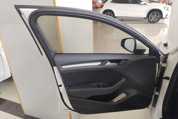 Used Audi A3 2018 30th Anniversary Edition Sportback 35 TFSI Ambition Model
