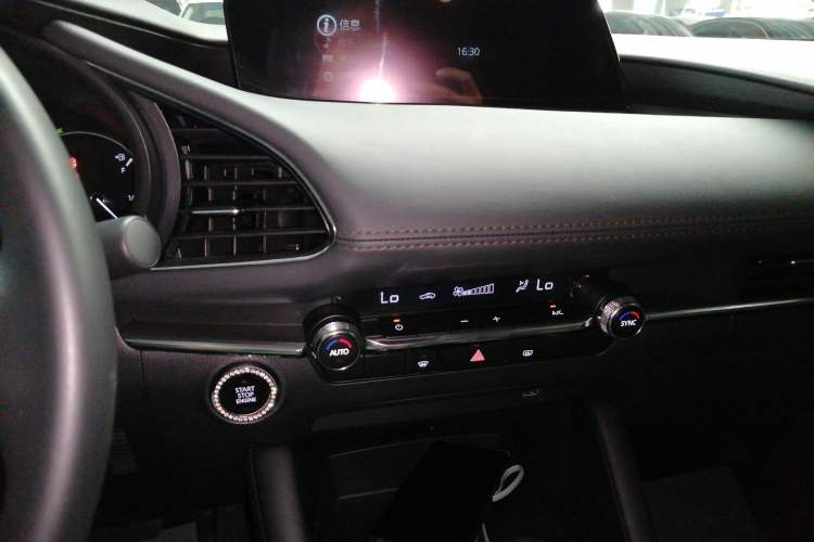 Used Mazda Mazda 3 Axela 2022 2.0L Automatic Zhiya Edition
