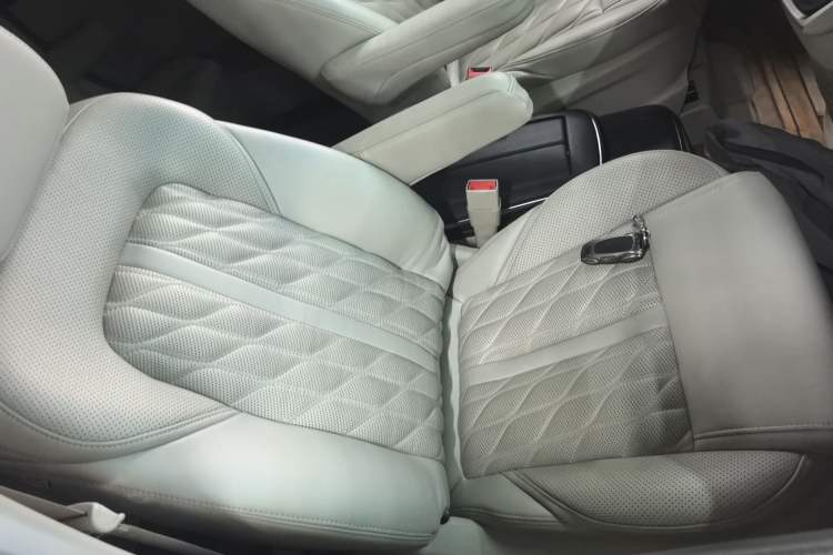 Used Buick GL8 2020 ES Land Cruiser 653T Comfort Edition
