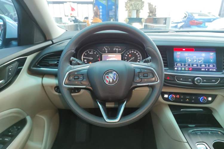 TDK.VehicleDetails.img