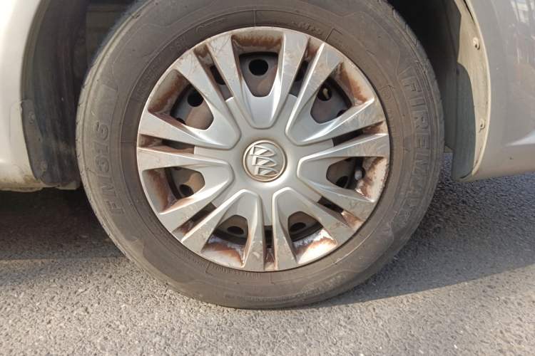 Used Buick Excelle 2015 1.5L Manual Classic Trim
