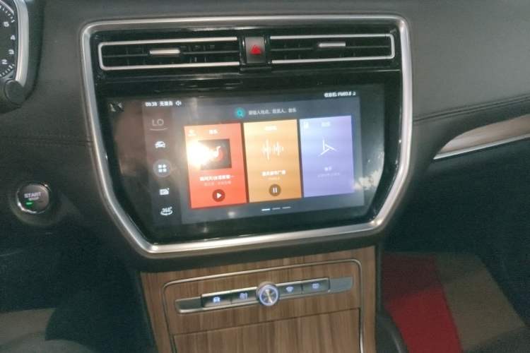 Used Roewe RX8 2019 30T Smart Connectivity Two-Wheel Drive Supreme Flagship Edition