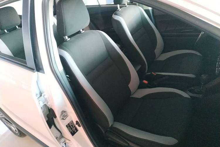 Used Toyota YARiS L 2021 X-Trail 1.5L CVT Leading Edition
