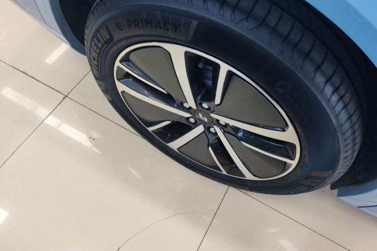 Used Li Auto L8 2024 Max
