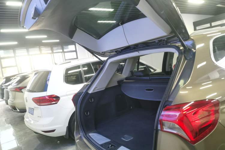 Used Buick Envision 2018 20T Two-Wheel-Drive Leading Model
