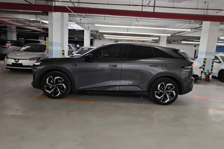 Used  S07 2024 215Max Qiankun Intelligent Driving ADS SE Range-Extended Version
