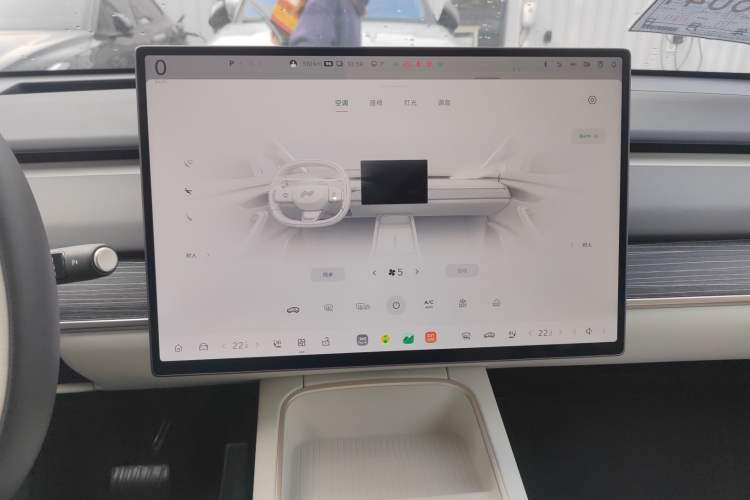 Used ONVO L60 2024 60 kWh All-Wheel Drive