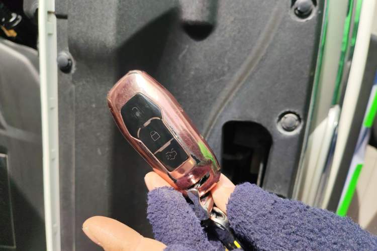 Used Ford Edge 2018 EcoBoost 245 Two-Wheel-Drive Titanium 7-Seater China V Standard
