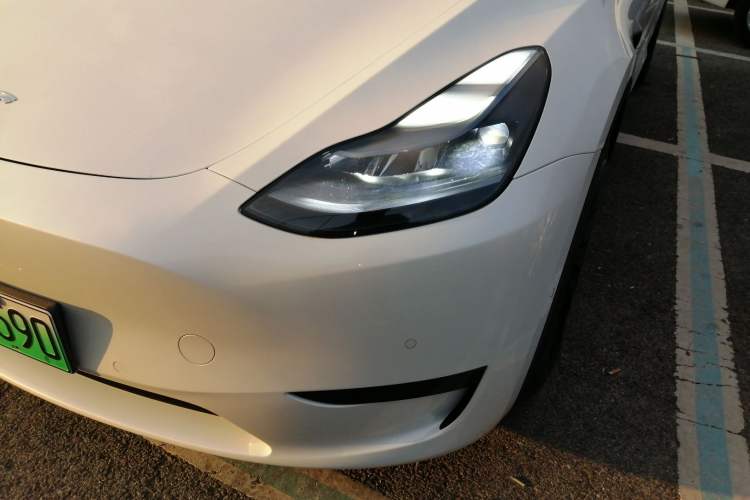 Used Tesla Model Y 2022 Rear-Wheel-Drive Version
