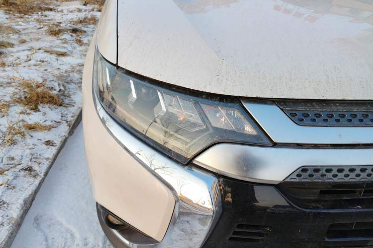 Used Mitsubishi Outlander 2020 2.4L 4x4 Zhi Xiang Edition 5 Seats