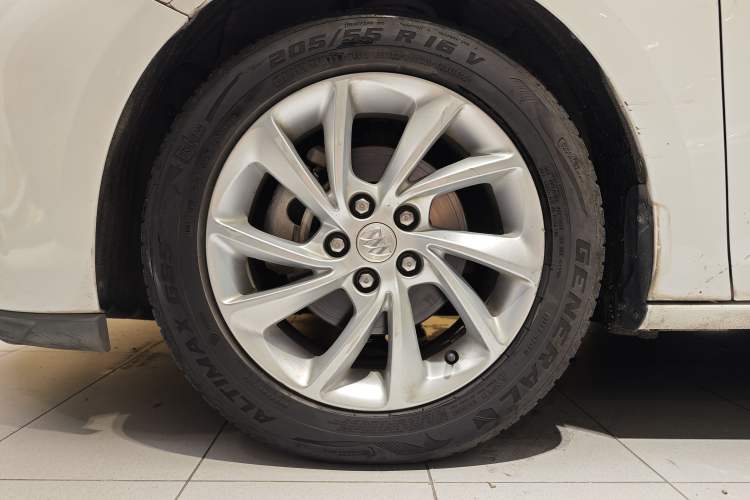 Used Buick Verano 2016 Hatchback 15S Automatic Leading Model