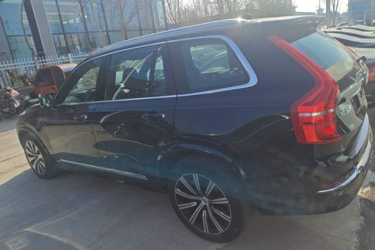Used Volvo XC90 2023 B6 Zhiya Luxury 7-Seater
