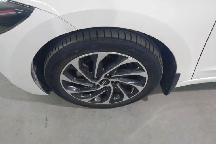 Used Hyundai Elantra 2019 1.4T Dual-Clutch Xuan Dong · Dynamic Model
