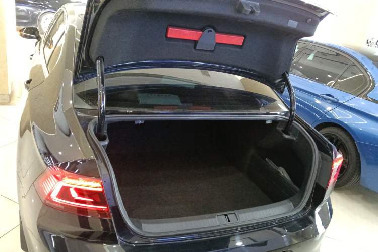 Used Volkswagen Magotan 2020 330TSI DSG Leading Model