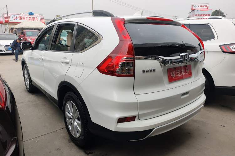 Used Honda CR-V 2016 2.0L two-wheel drive Urban Edition
