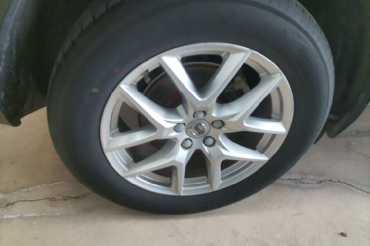 Used Volvo XC60 2019 T5 4x4 Smart Edition China V Standard
