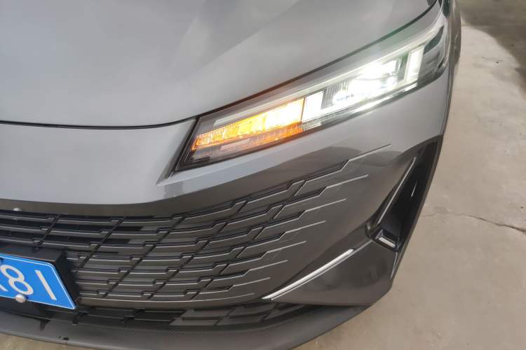 Used Changan Eado DD 2023 Blue Whale NE 1.5T GDI DCT Luxury Edition
