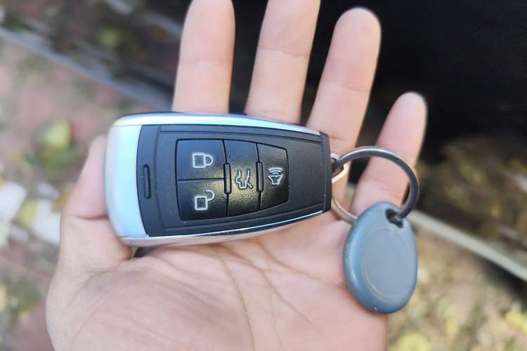 Used BAIC Beijing EU5 2018 R500 Smart Wind Edition