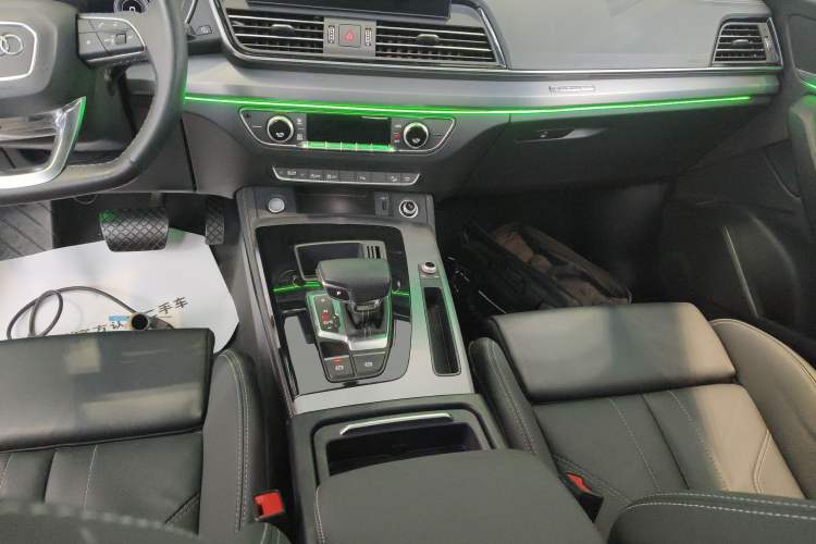 Used Audi Q5L 2024 40 TFSI Fashion Dynamic Model