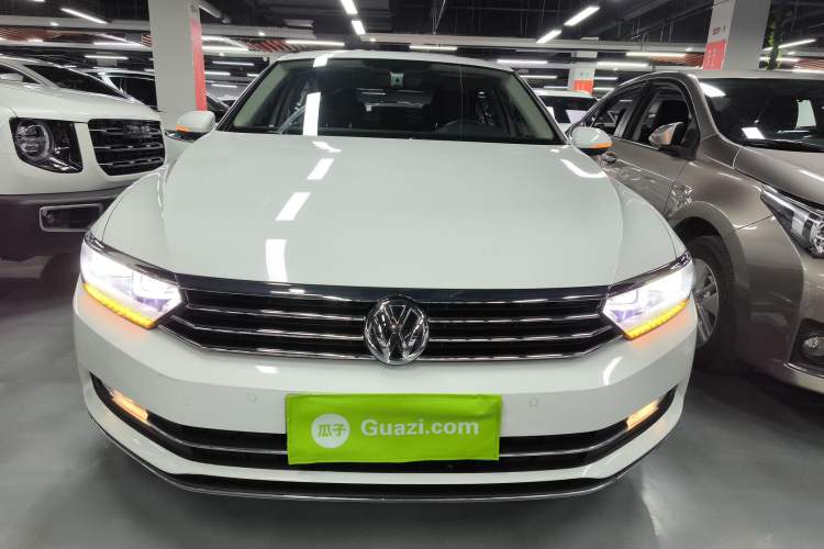 Used Volkswagen Magotan 2018 Facelift 330TSI DSG Luxury Model