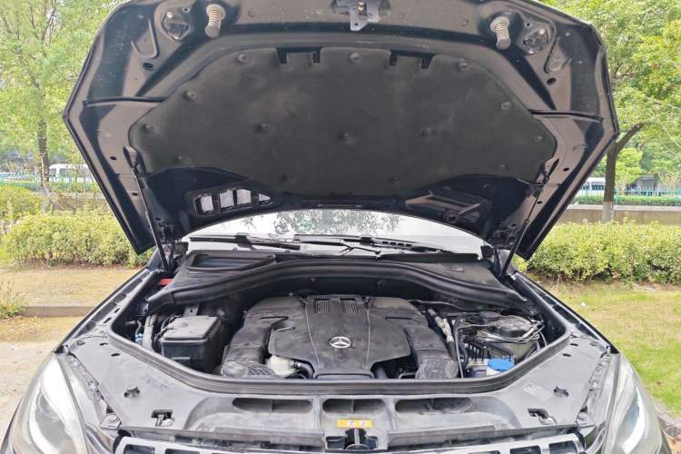 Used Mercedes-Benz M-Class 2014 ML 320 4MATIC
