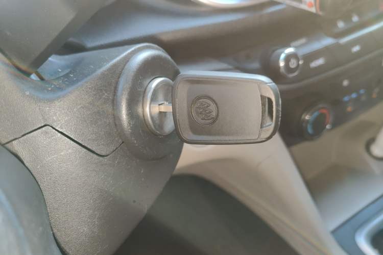 Used Buick GT 2015 15N Automatic Entry-Level Trim
