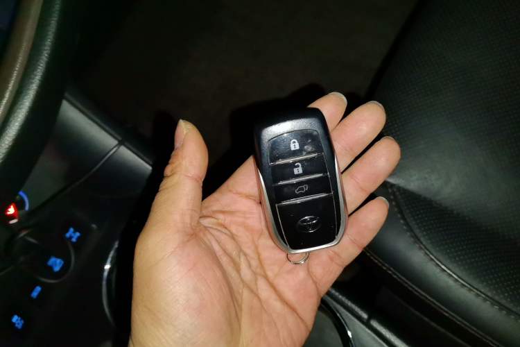 Used Toyota Highlander 2015 2.0T Four-Wheel Drive Ultimate Edition 7-Seater
