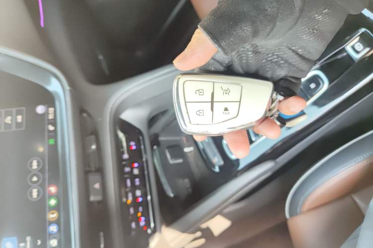 Used Buick Envision 2020 Encore GX S 652T Two-Wheel-Drive Limited-Edition S Sport Version
