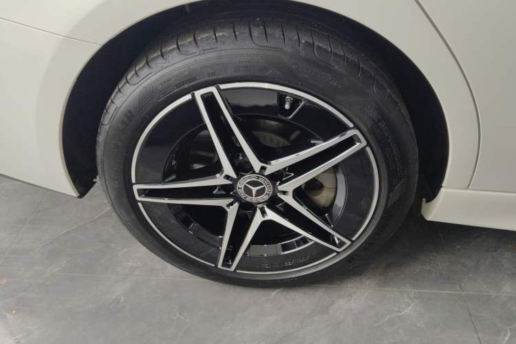 Used Mercedes-Benz C-Class 2023 Restyled C 260 L Night Edition Sports Version
