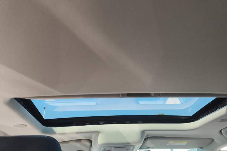 Used Tank 300 2021 City Edition 2.0T—Truly Stylish
