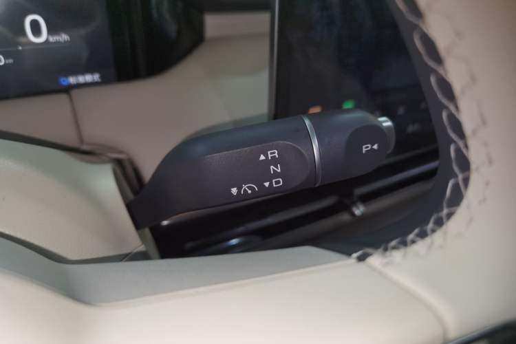 Used Wuling Bingo S 2025 Model 325km Deluxe Edition