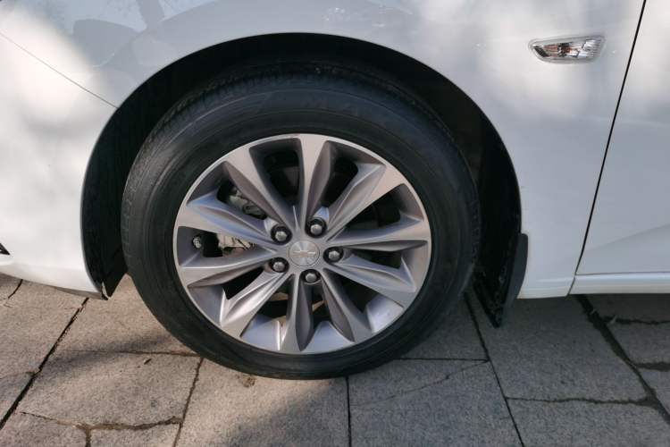 Used Chevrolet Monza 2022 320 Automatic Enjoyment Sunroof Version
