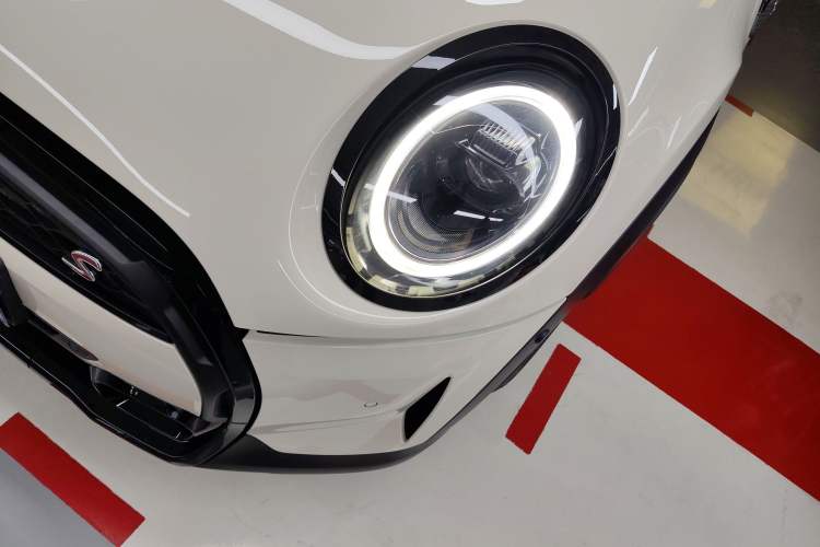 Used  MINI 2023 2.0T COOPER S Artist
