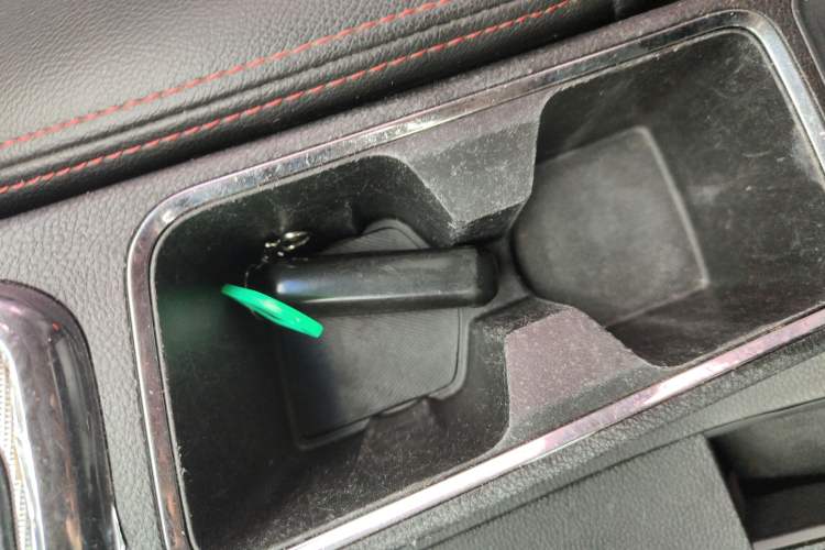 Used Baojun 560 2015 1.8L Manual Luxury Model