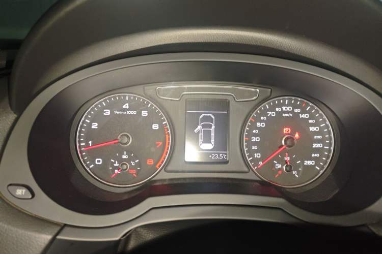 Used Audi Q3 2017 30 TFSI Fashion Model