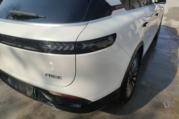 Used VOYAH FREE 2021 Four-Wheel Drive Standard All-Electric Exclusive Luxury Package
