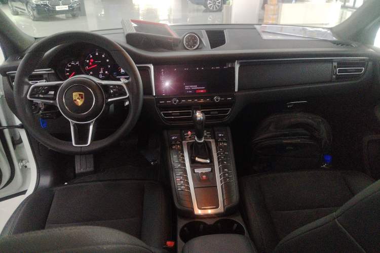 Used Porsche Macan 2021 Macan 2.0T
