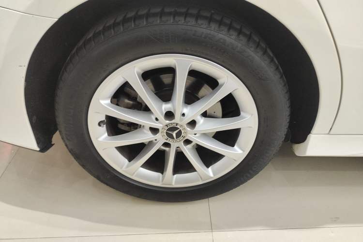 Used Mercedes-Benz A-Class 2020 Restyled A 200 L Sport Sedan Fashion Version